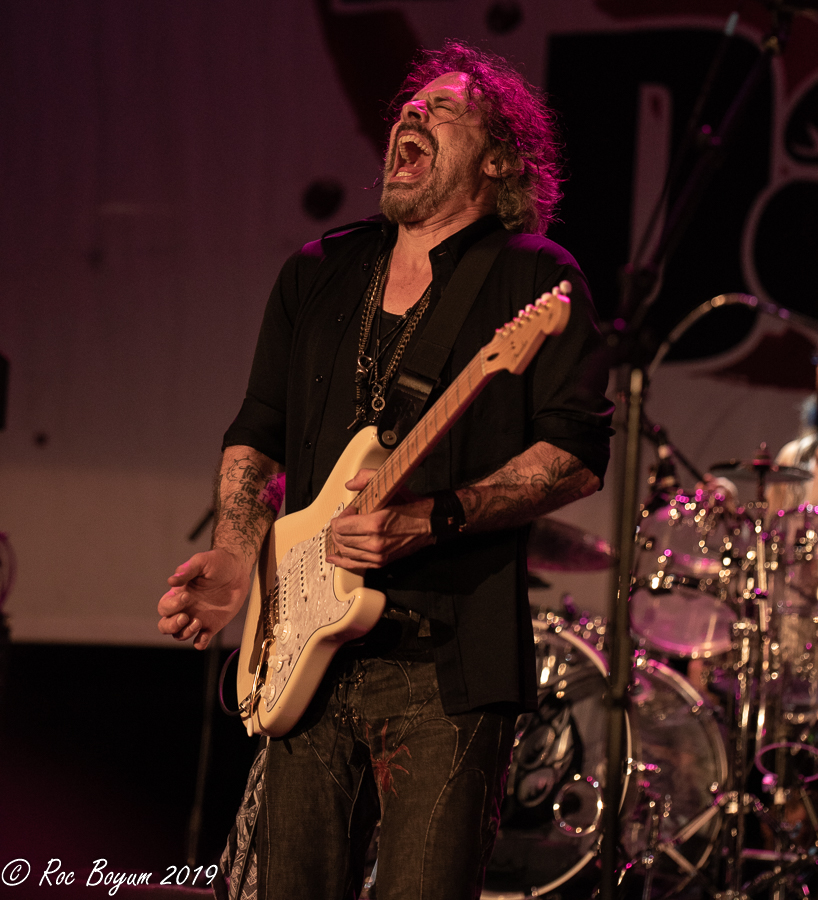 Winery Dogs Photo Gallry saban Theater 05-31-19