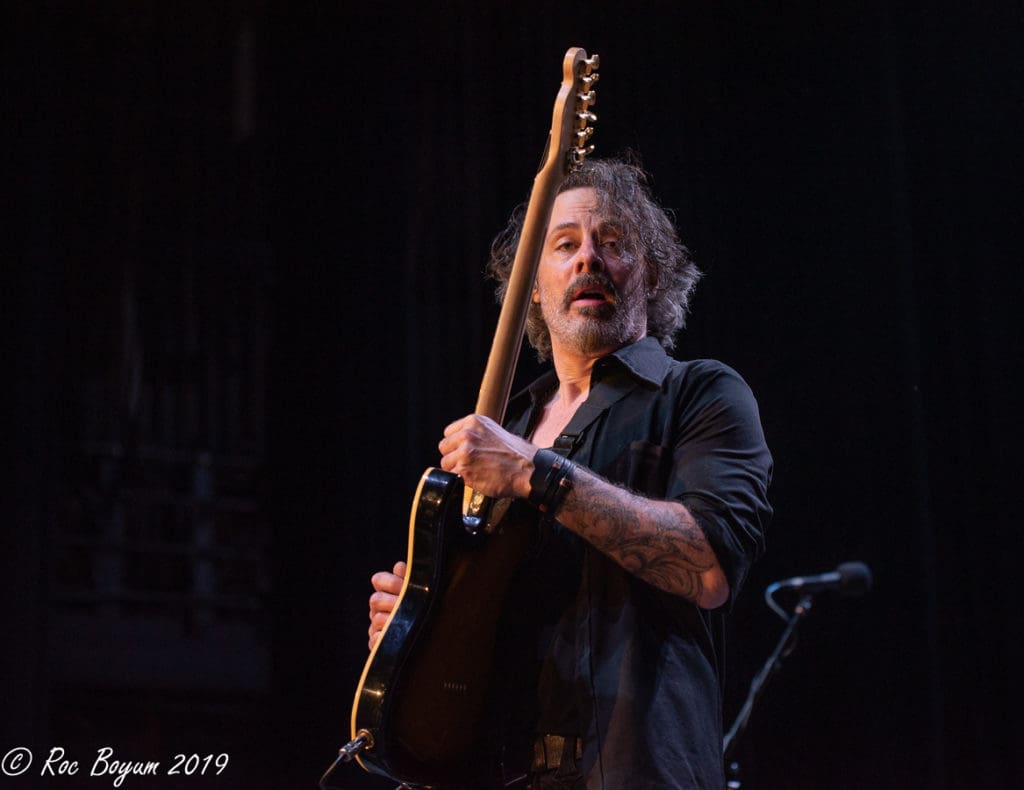 Winery Dogs Photo Gallry saban Theater 05-31-19