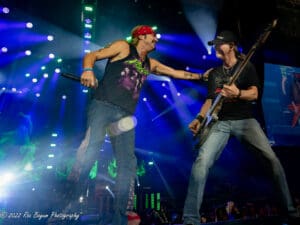 Poison State Farm Stadium live