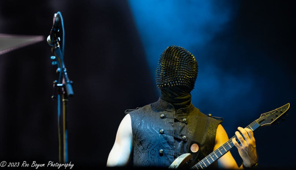 FallingInReverse-TalkingStickAmphitheater-Phoenix_AZ-RocBoyum-10082023 (4 of 12) Falling In Reverse Photo Gallery Talking Stick Amphitheater