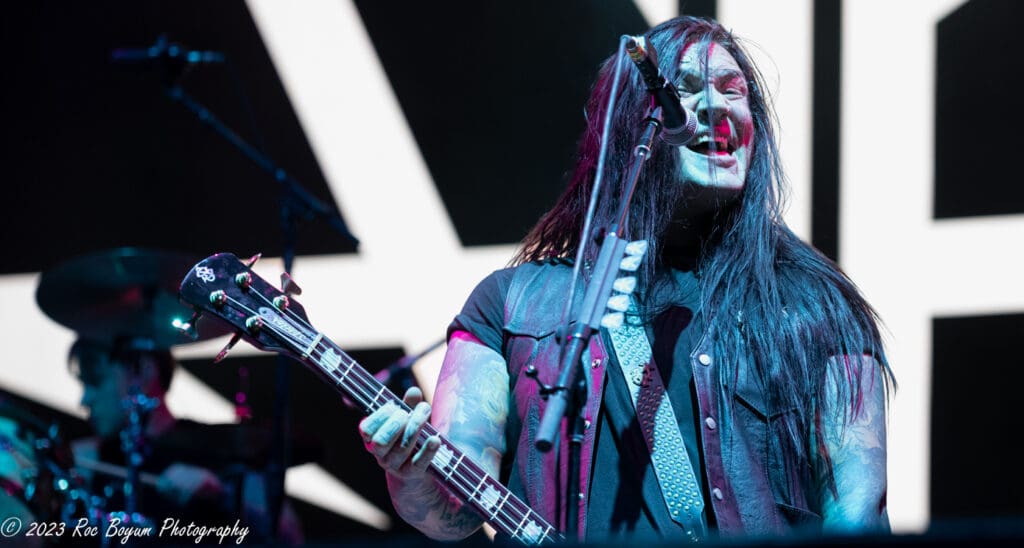 FallingInReverse-TalkingStickAmphitheater-Phoenix_AZ-RocBoyum-10082023 (6 of 12) Falling In Reverse Photo Gallery Talking Stick Amphitheater