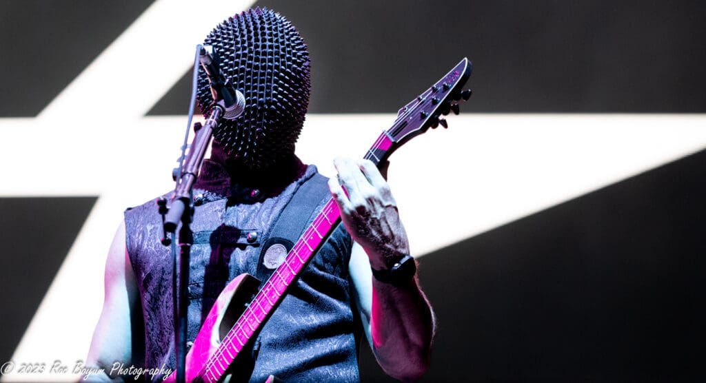 FallingInReverse-TalkingStickAmphitheater-Phoenix_AZ-RocBoyum-10082023 (7 of 12) Falling In Reverse Photo Gallery Talking Stick Amphitheater