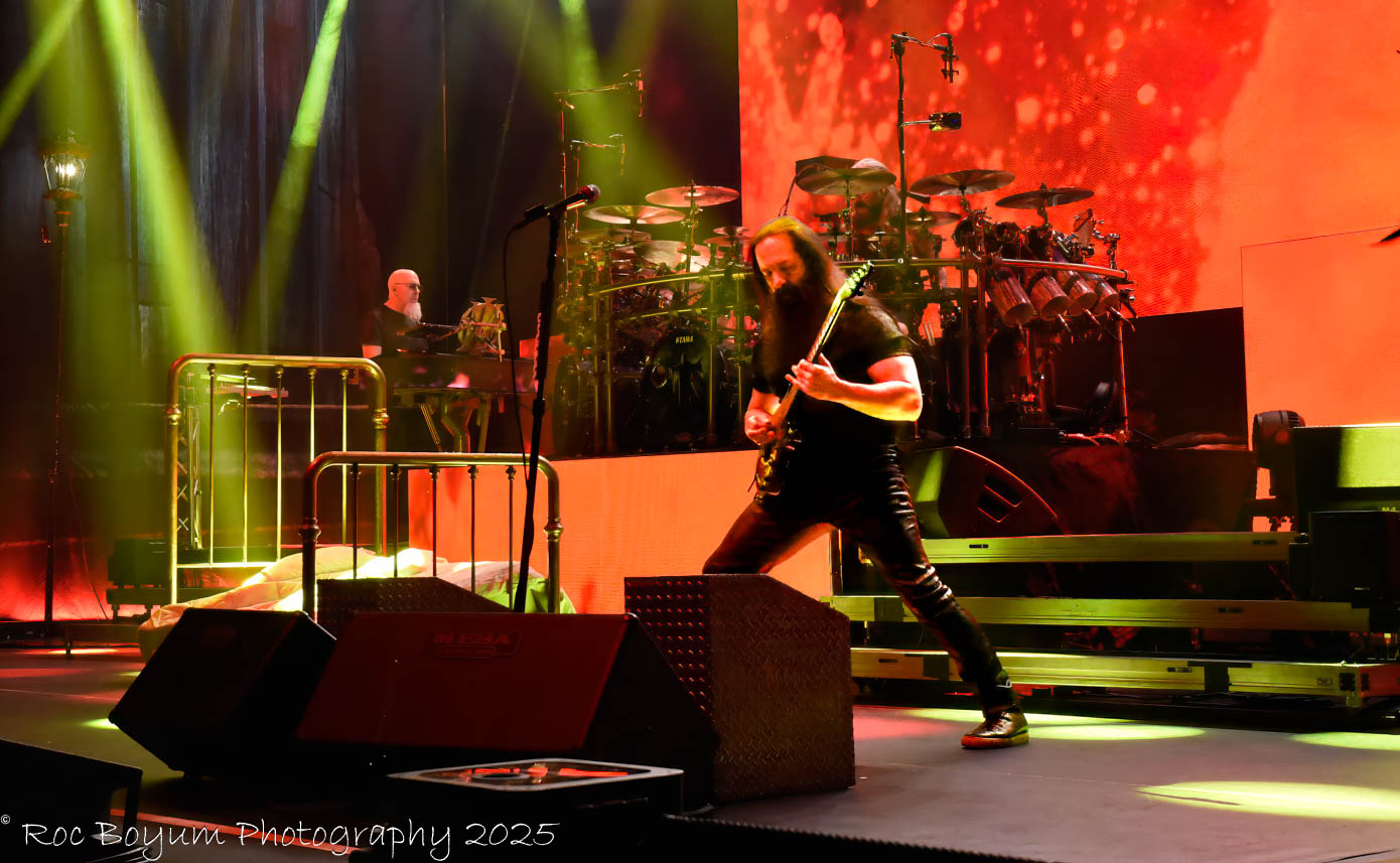 DreamTheater-MesaArtsCenter-Mesa_AZ-RocBoyum-100725-1 Dream Theater Photo Gallery