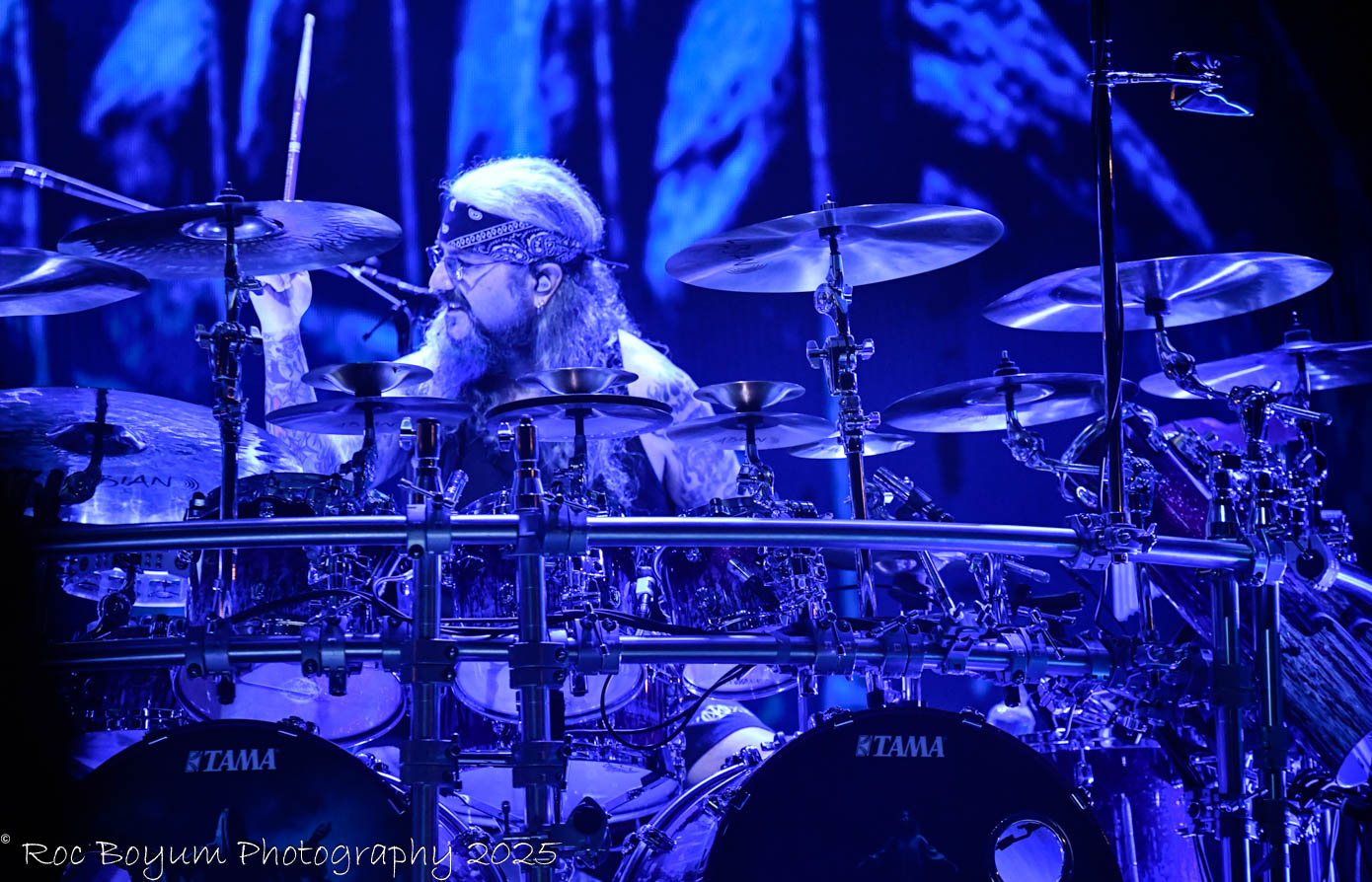 DreamTheater-MesaArtsCenter-Mesa_AZ-RocBoyum-100725 (10) Dream Theater Photo Gallery