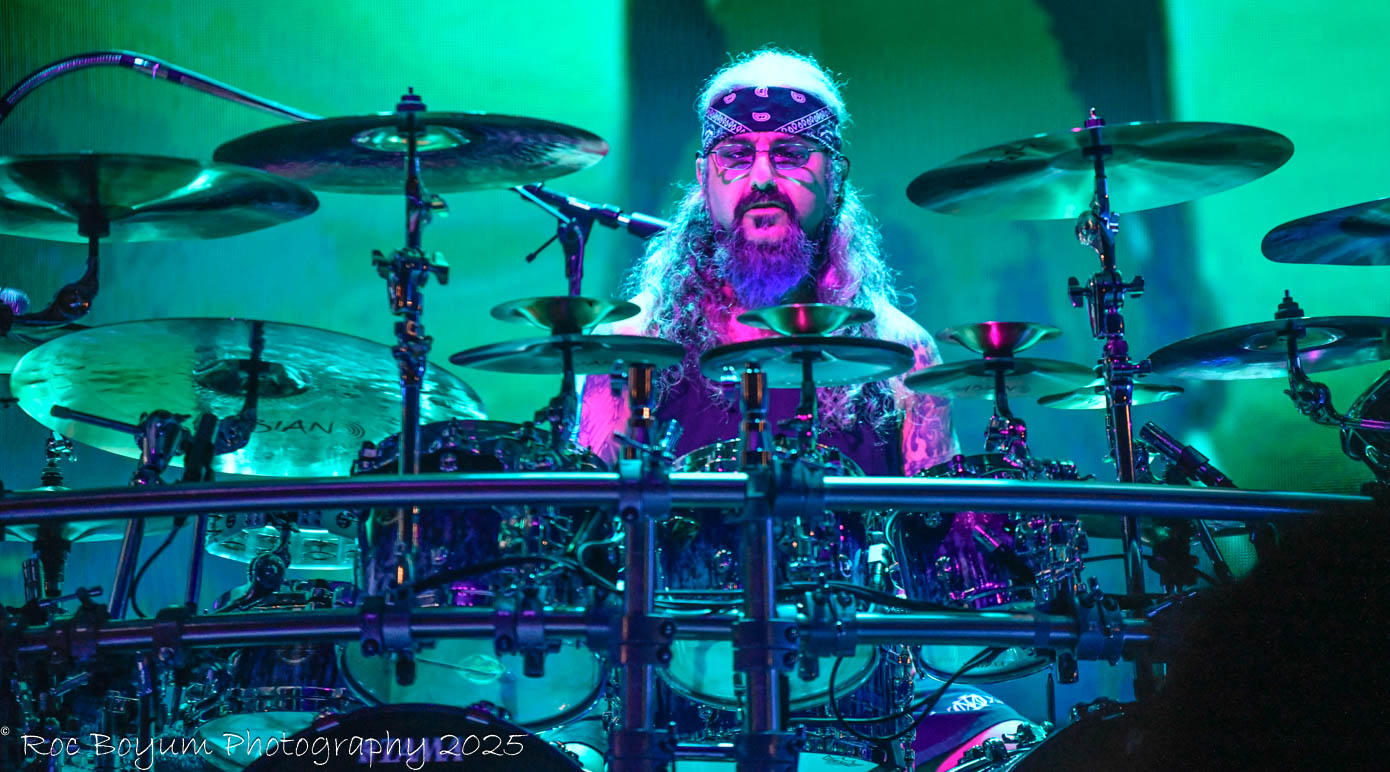 DreamTheater-MesaArtsCenter-Mesa_AZ-RocBoyum-100725 (8) Dream Theater Photo Gallery